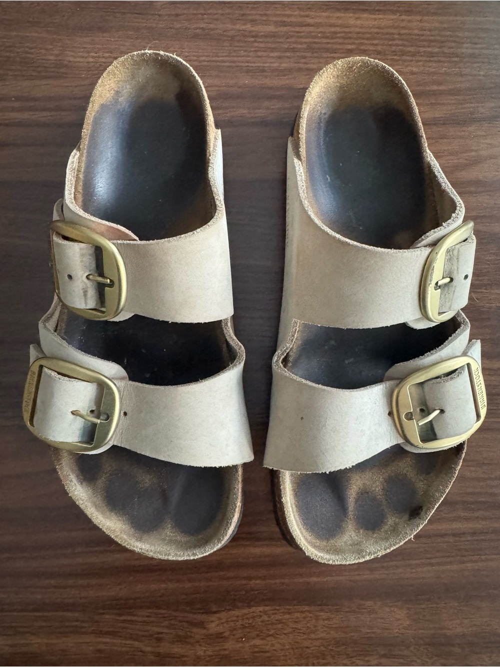 Birkenstock Women’s Arizona Sandals in Light Beige - Picture 2 of 10